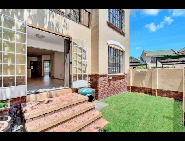 2 BEDROOM SECTIONAL TITLE TO LET IN NOORDHANG